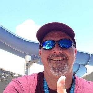 Meet your Posher, Scott